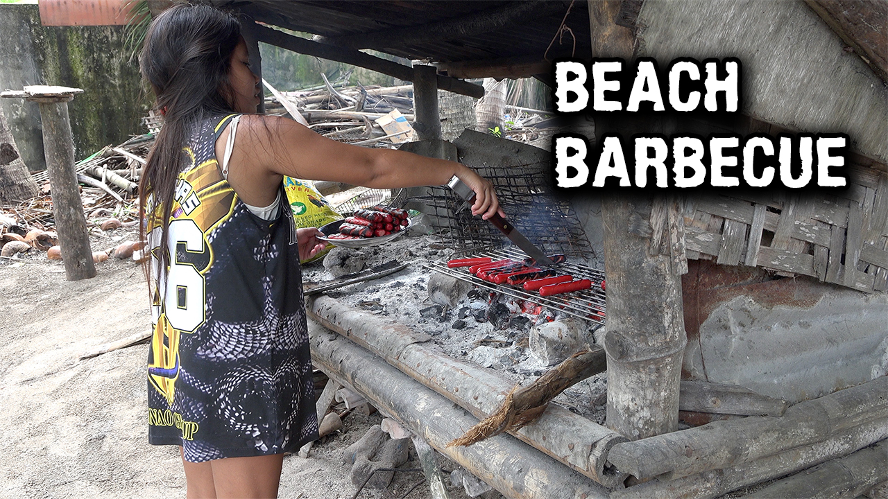 Family Time and Hot Dog Barbecue at the Beach